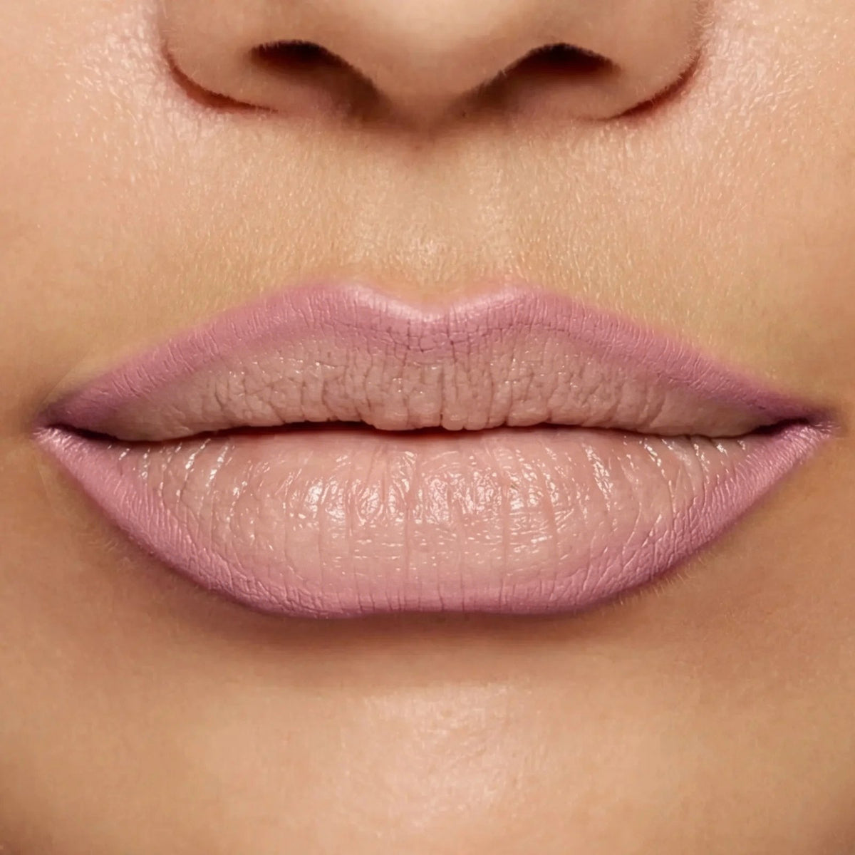 🔥🔥Hot Sale🎁Easy Glide Lip Liner — Creamy, Blendable Color with Smooth Application